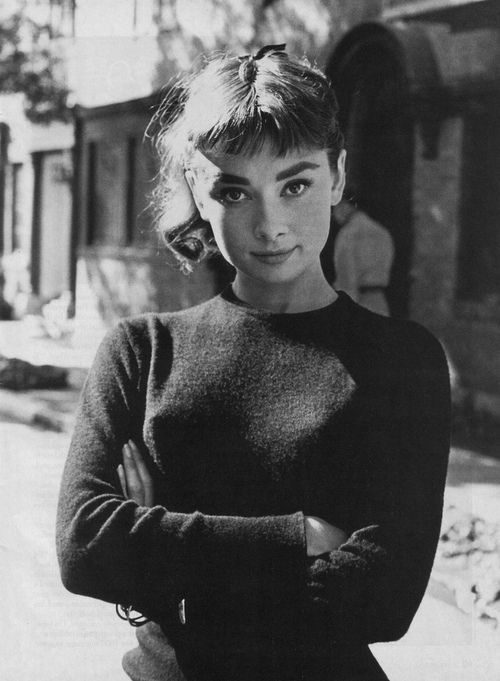34b7b39cd49b47865342baf4309b8327--audrey-hepburn-style-audrey-hepburn-bangs